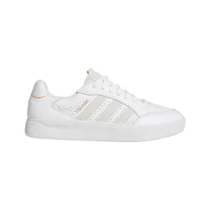 adidas SKATEBOARDING TYSHAWN LOW SHOES // CLOUD WHITE / CLOUD WHITE / GOLD METALLIC