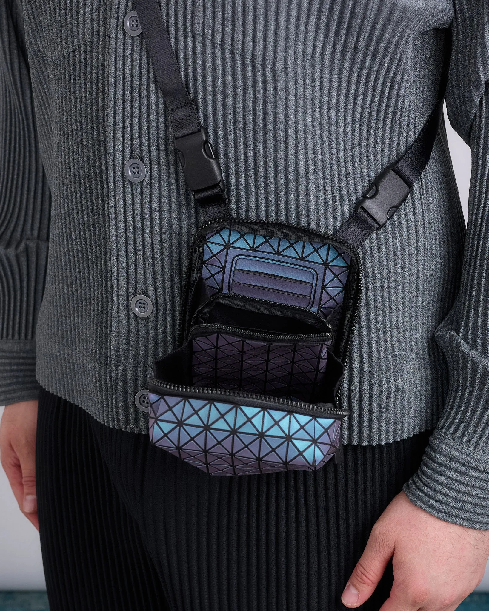 BAO BAO ISSEY MIYAKE Insect Beetle Bag Blue