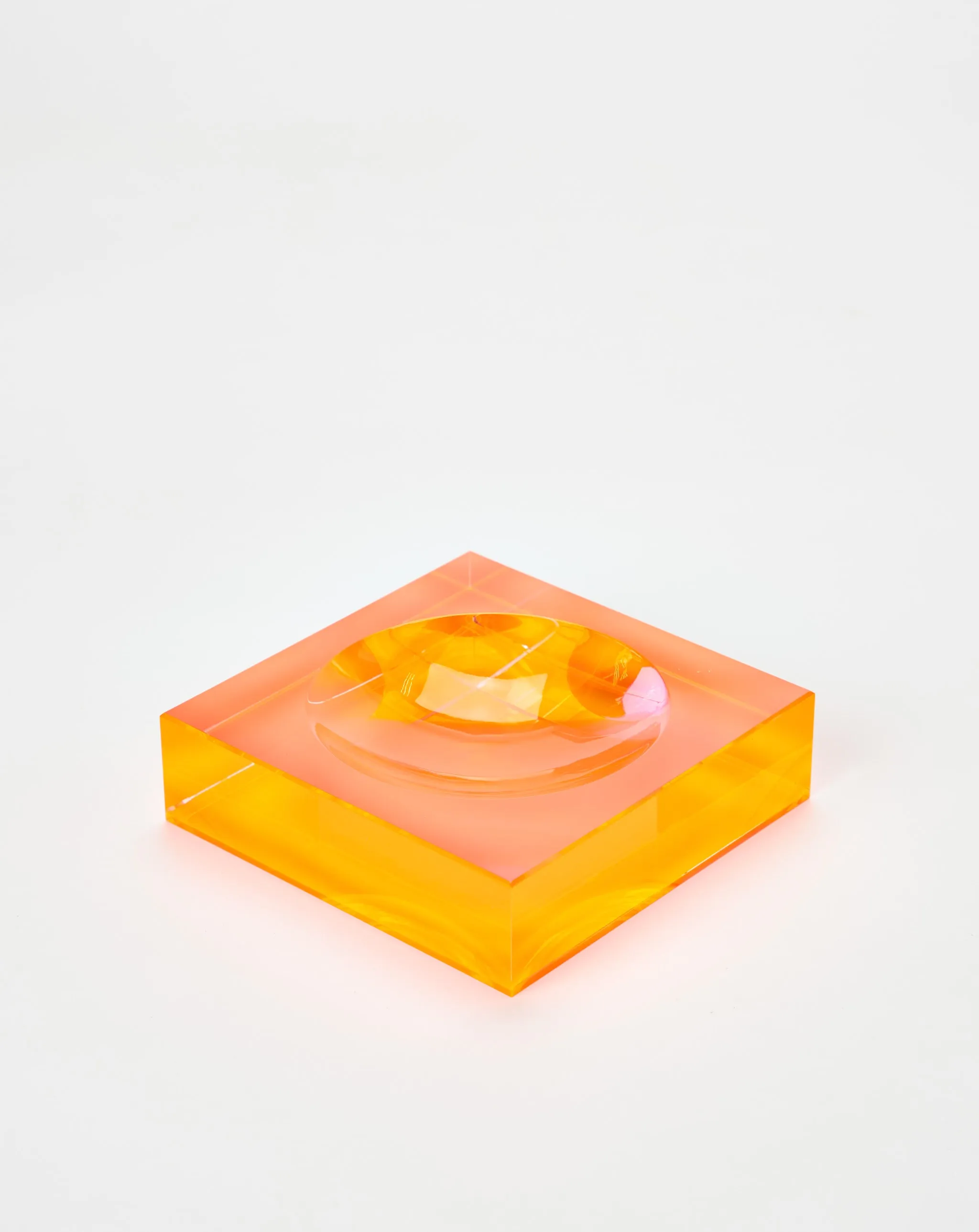Contrast Candy Dish