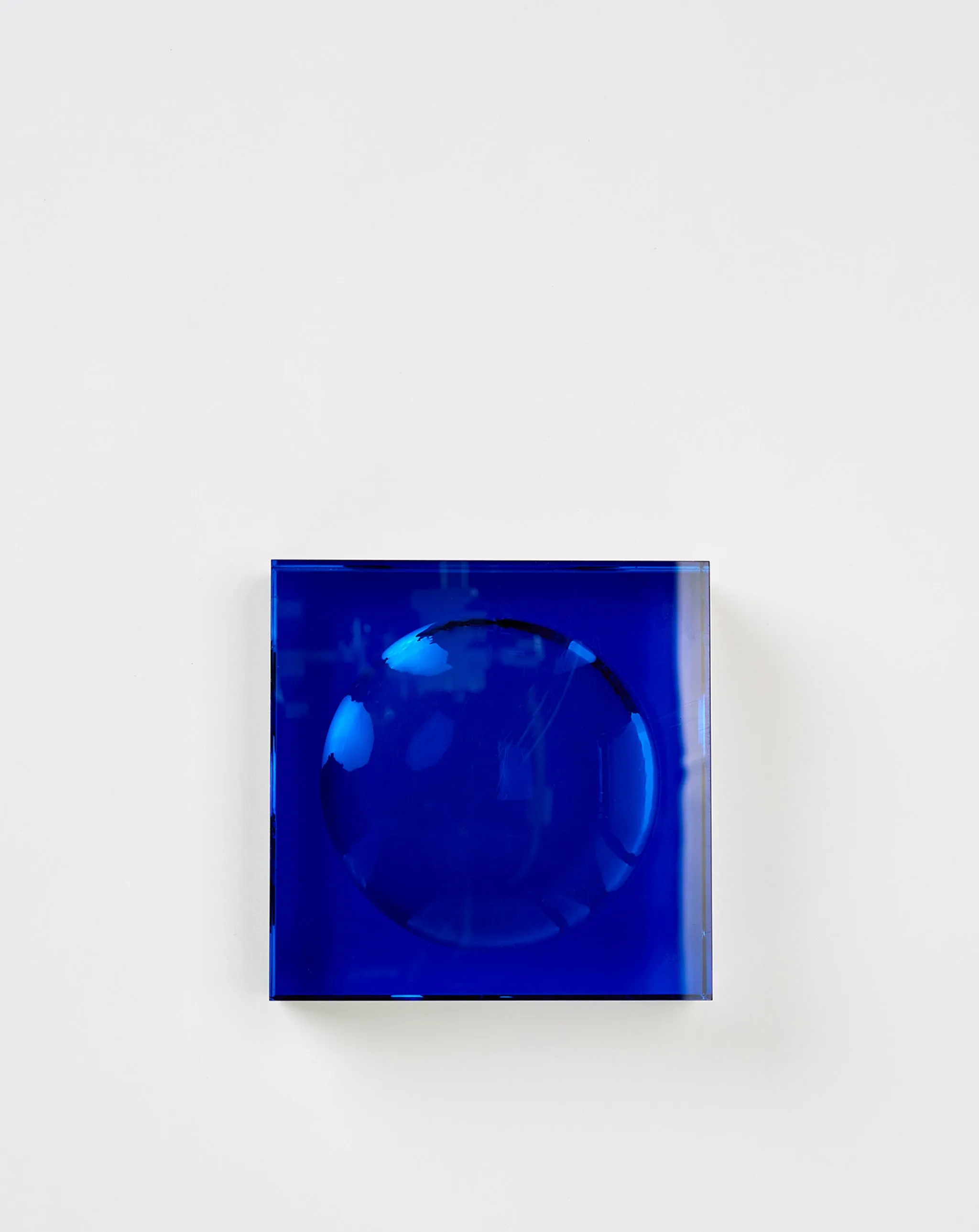 Contrast Candy Dish