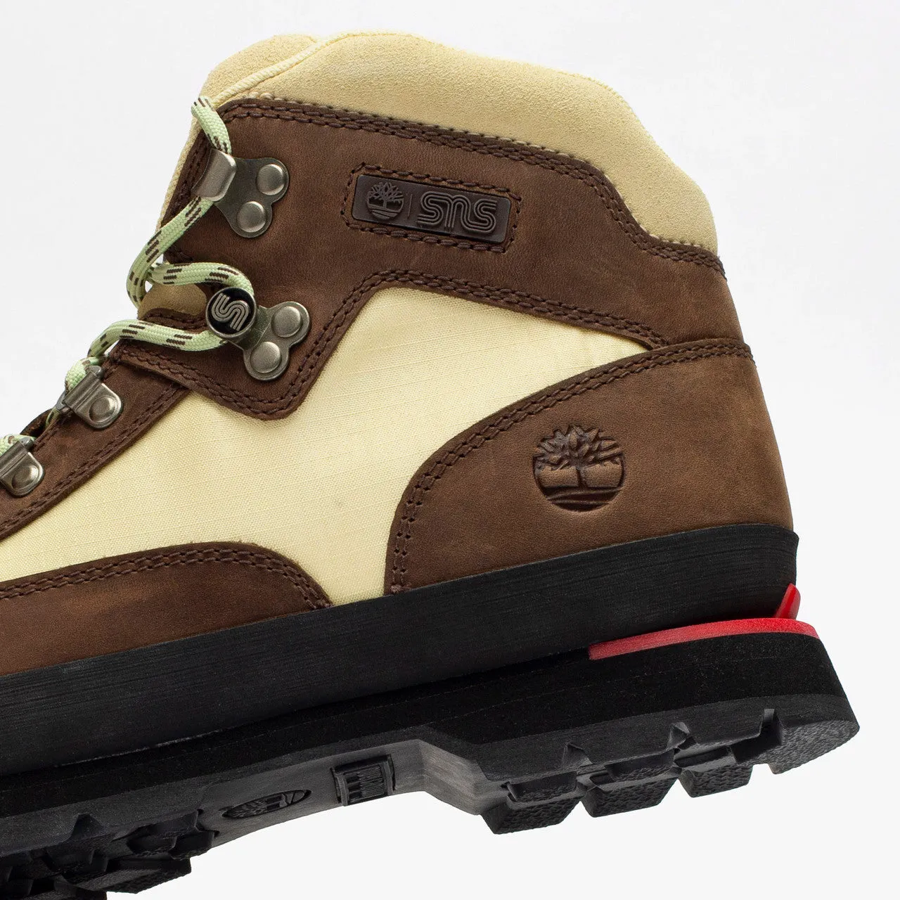 Euro Hiker x SNS