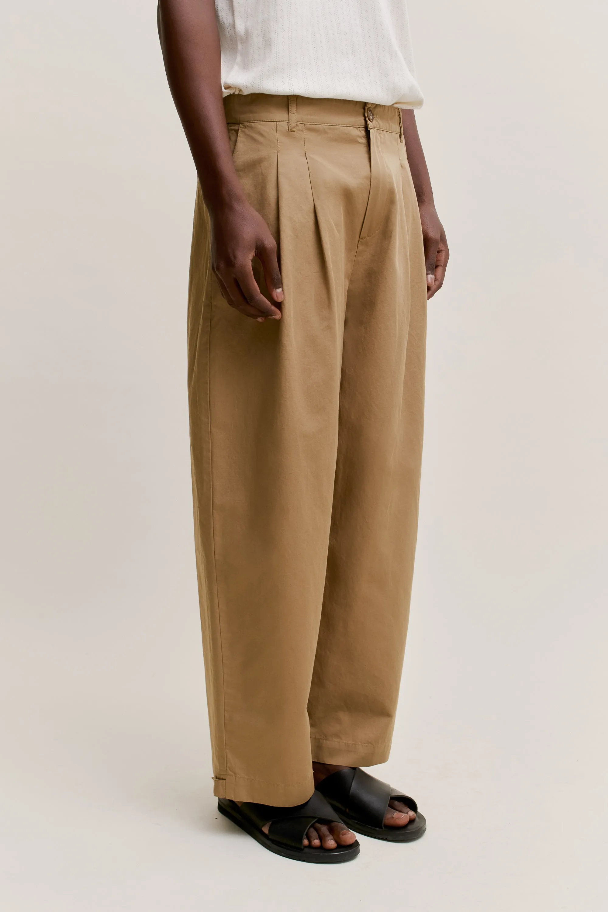 FLEXIBLE WIDE TROUSERS