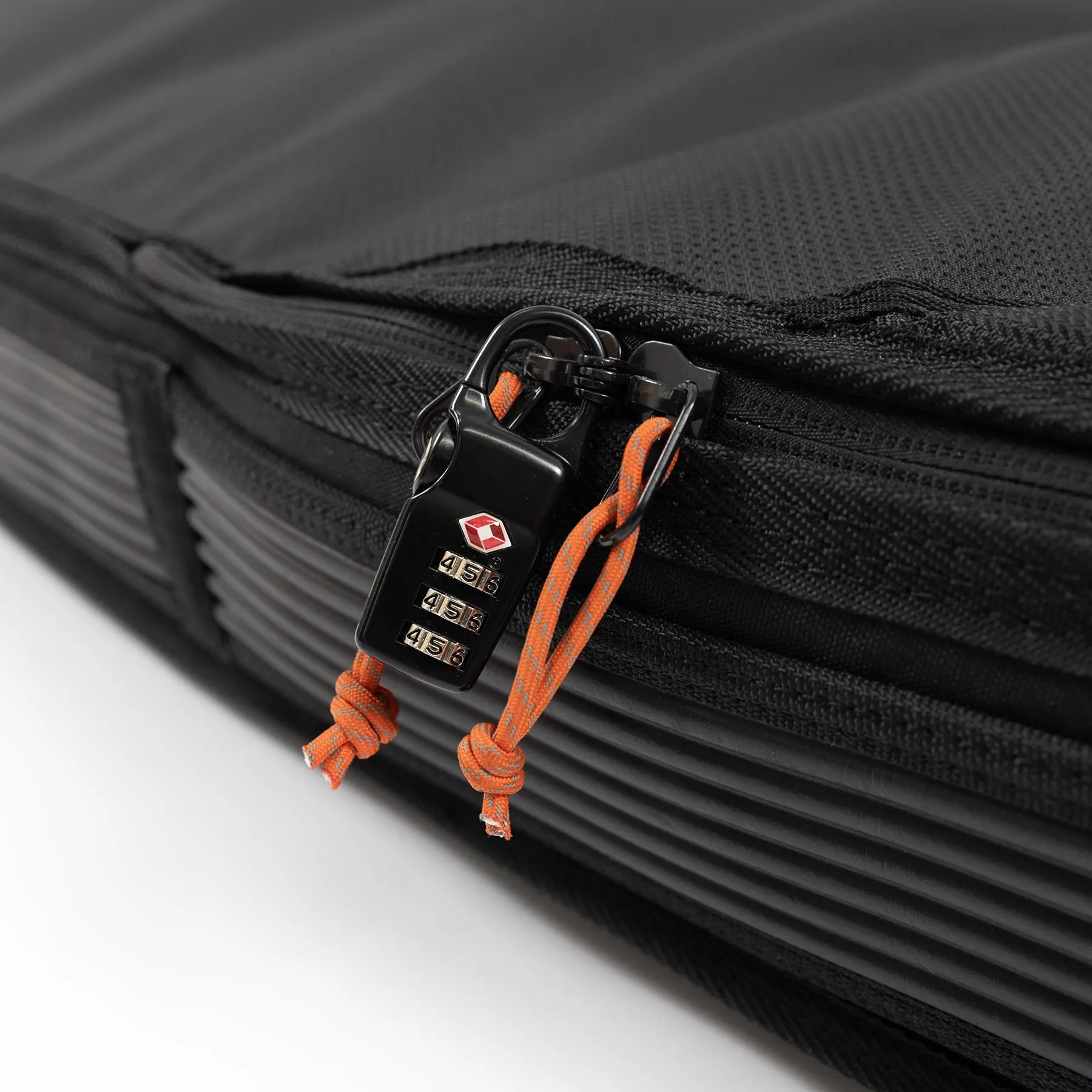 OCEAN & EARTH TRIPLE COMPACT HYPA | FUNDA DE VIAJE PARA 3 TABLAS DE SURF SHORTBOARD
