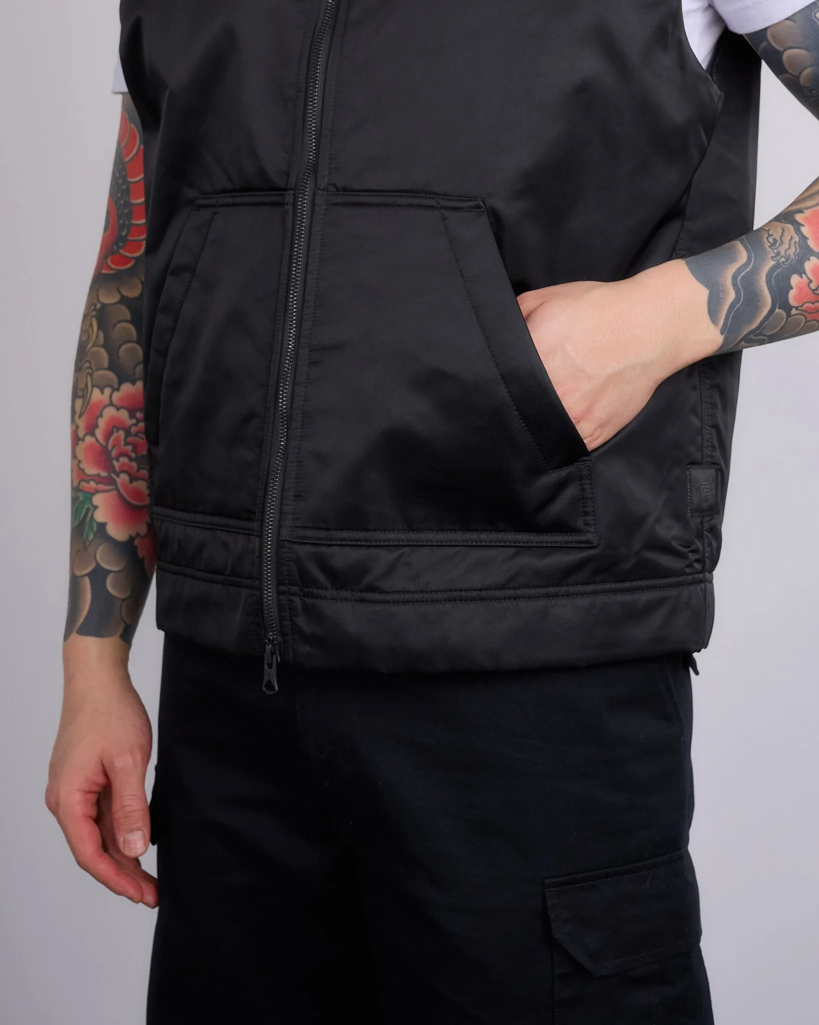 Reigning Champ Woven Nylon Vest Black