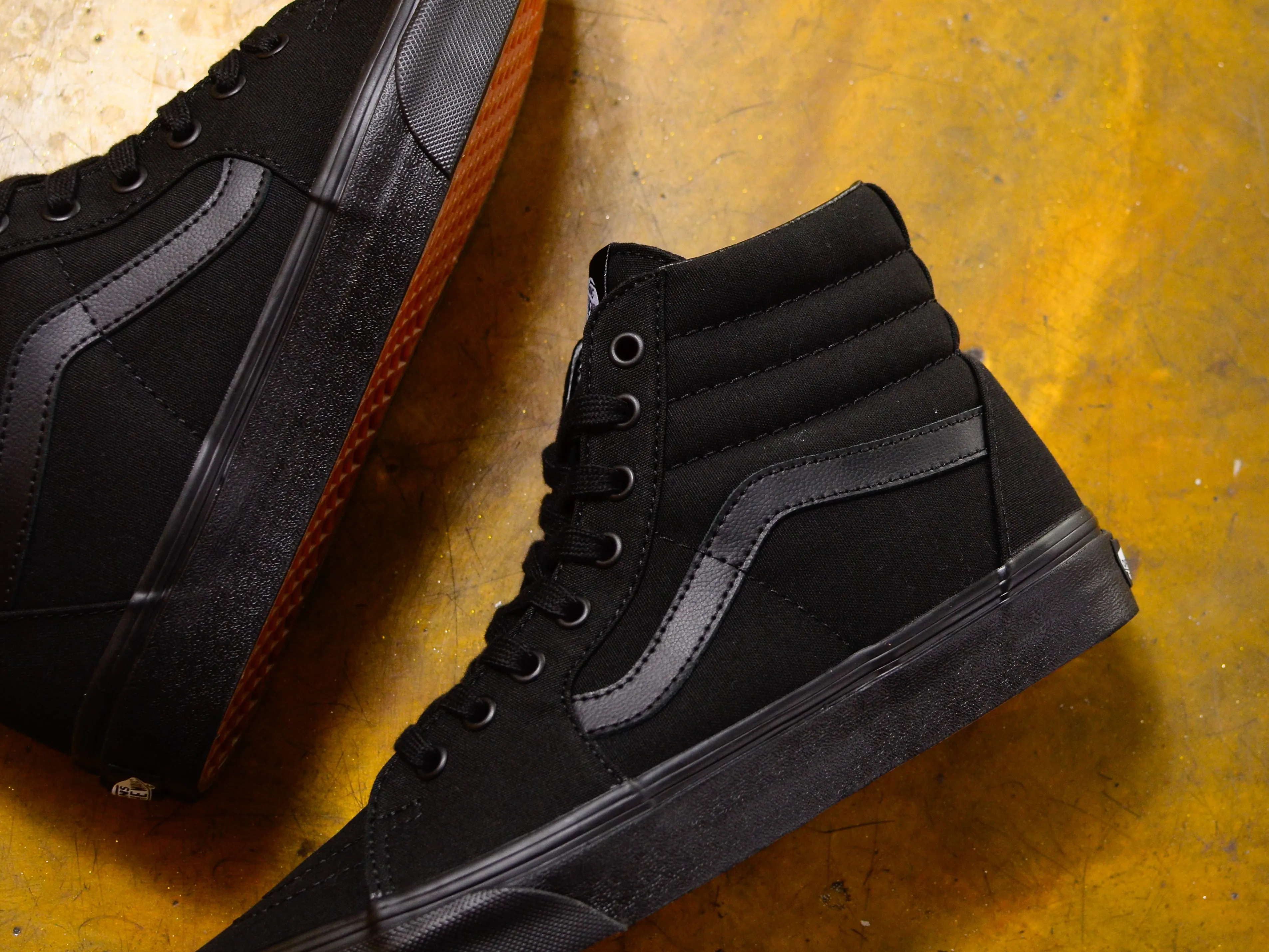 Sk8-Hi - Black / Black