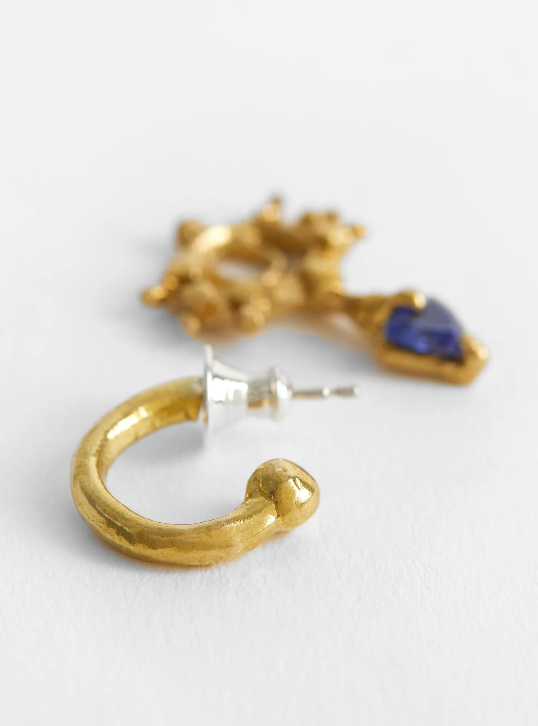 The Pierrot Tomb Charm Hoop Tanzanite Blue
